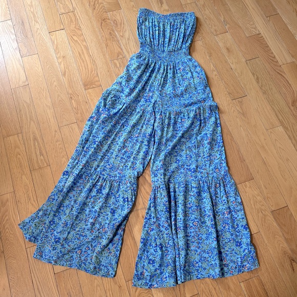 NWOT Jessica Simpson Decorative Blossoms Jumpsuit Small pastel blue - Picture 3 of 5